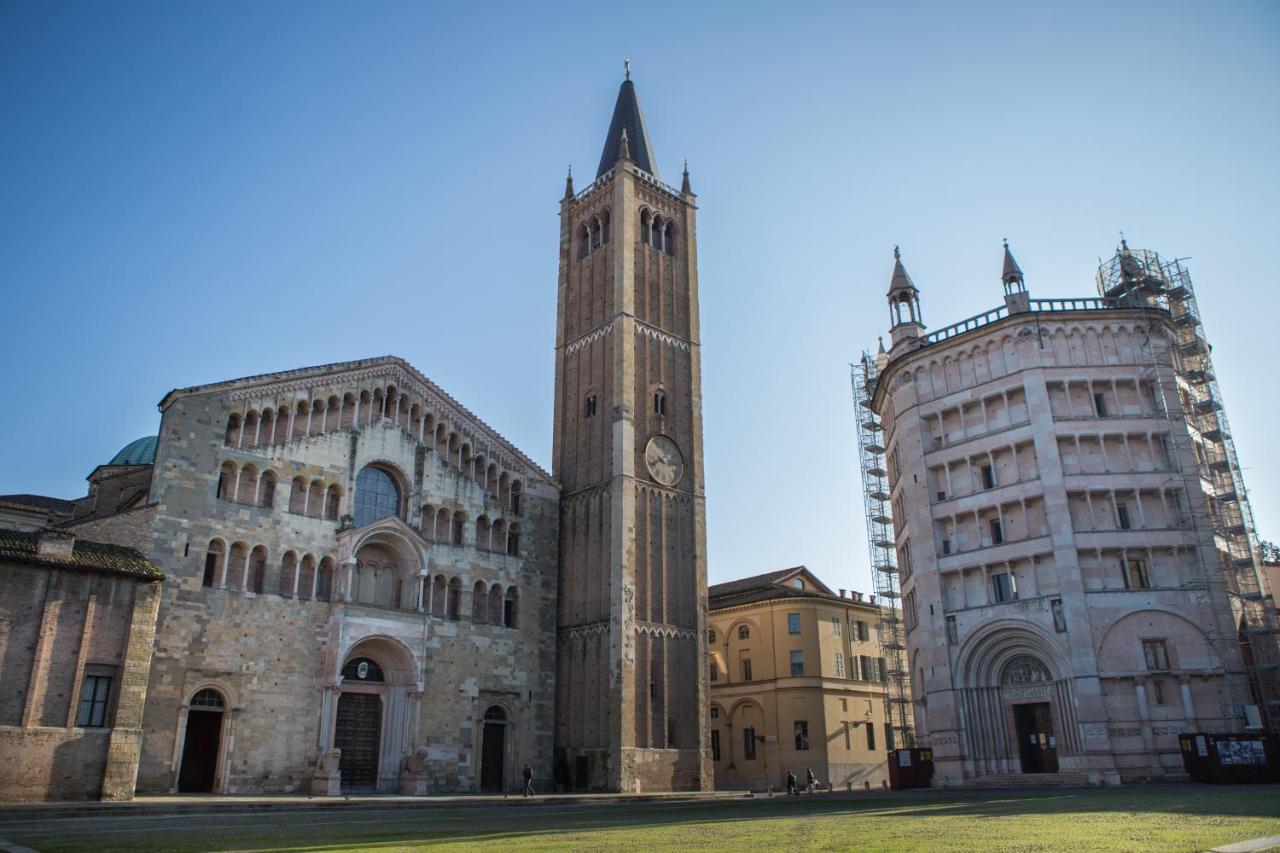 Parma A Due Passi Dal Duomo Apartment Eksteriør billede